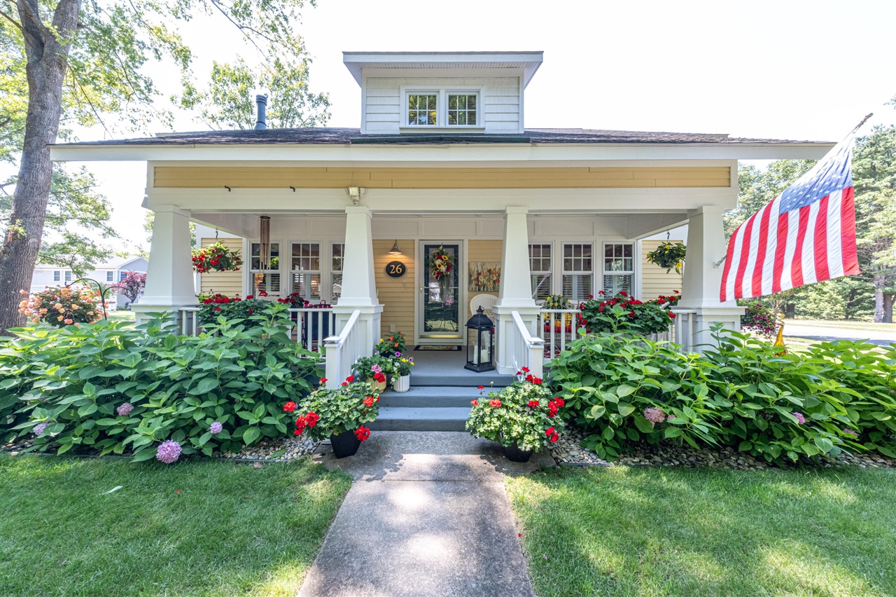 1st image of 26 Kenneth St, Pentwater, MI 49449 | MLS# 70550684