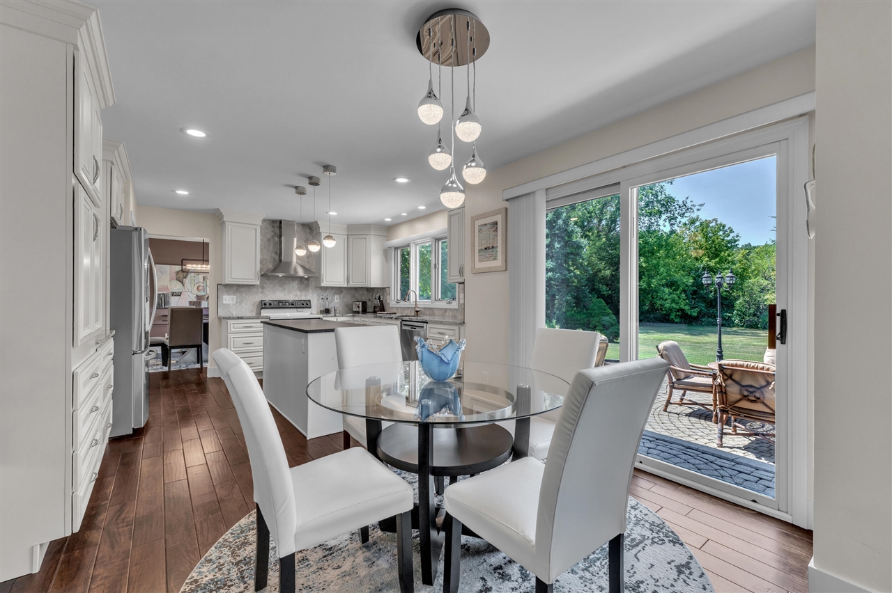 2nd image of 46776 Mornington Rd, Canton, MI 48188 | MLS# 70550685