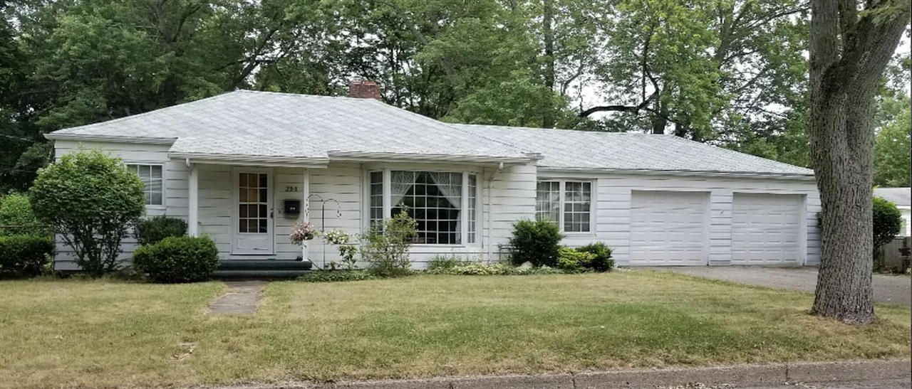 1st image of 298 Mckinley Ave, Battle Creek, MI 49017 | MLS# 70550743
