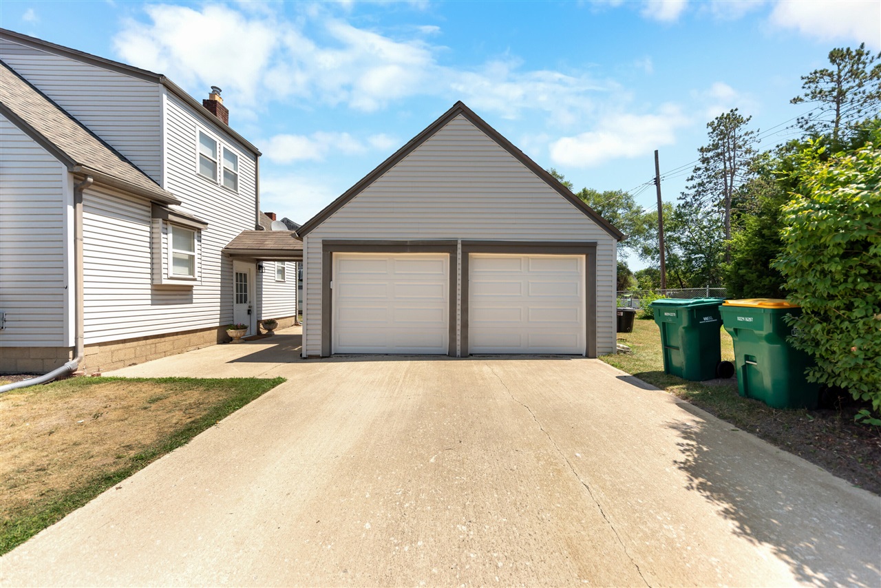 4th image of 1642 Holmes Rd, Ypsilanti, MI 48198 | MLS# 70550744