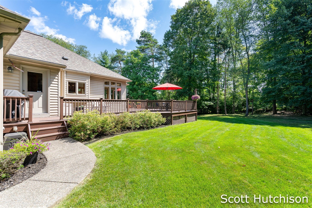 60th image of 112 Stonehenge Dr, Grandville, MI 49418 | MLS# 70550758