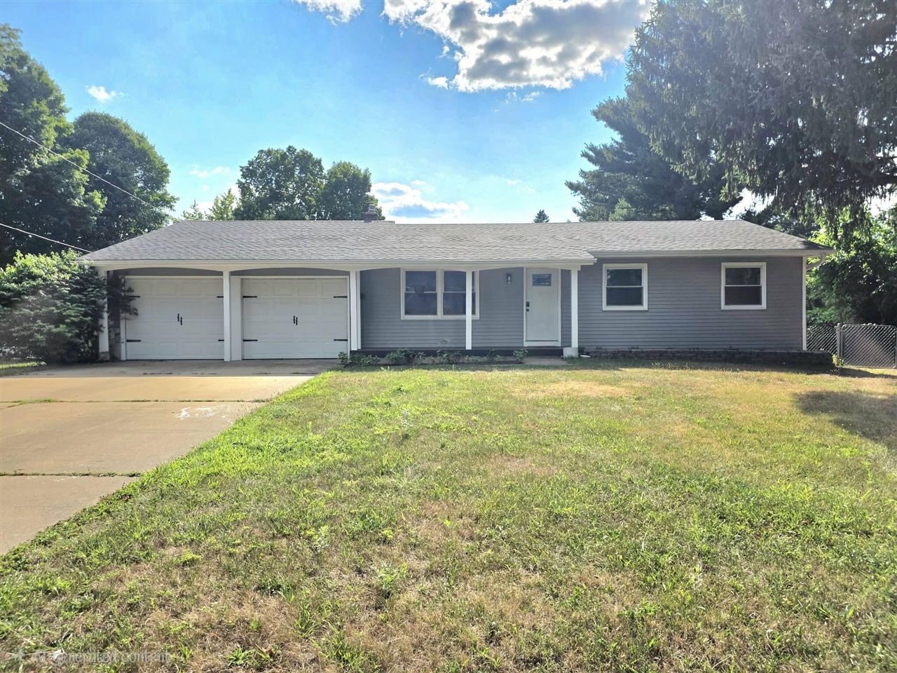1st image of 742 Greenridge Rd, Battle Creek, MI 49015 | MLS# 70550793