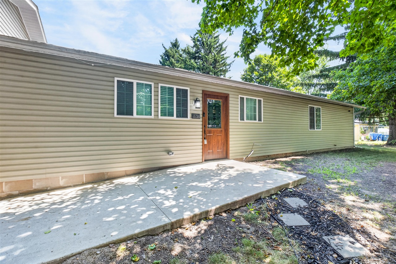 3rd image of 15286 Ackerson Dr, Battle Creek, MI 49014 | MLS# 70550812