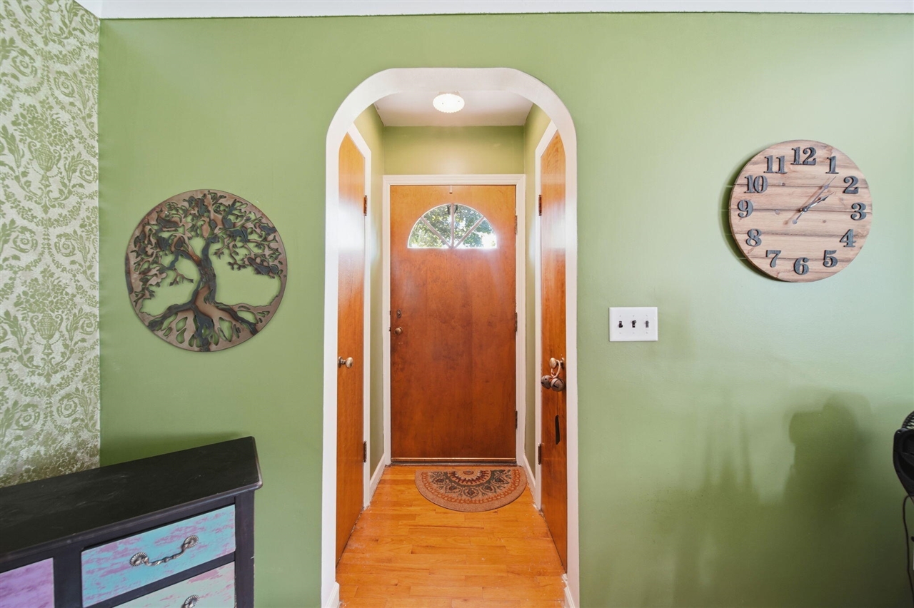 4th image of 1418 Moore Rd, Adrian, MI 49221 | MLS# 70550834