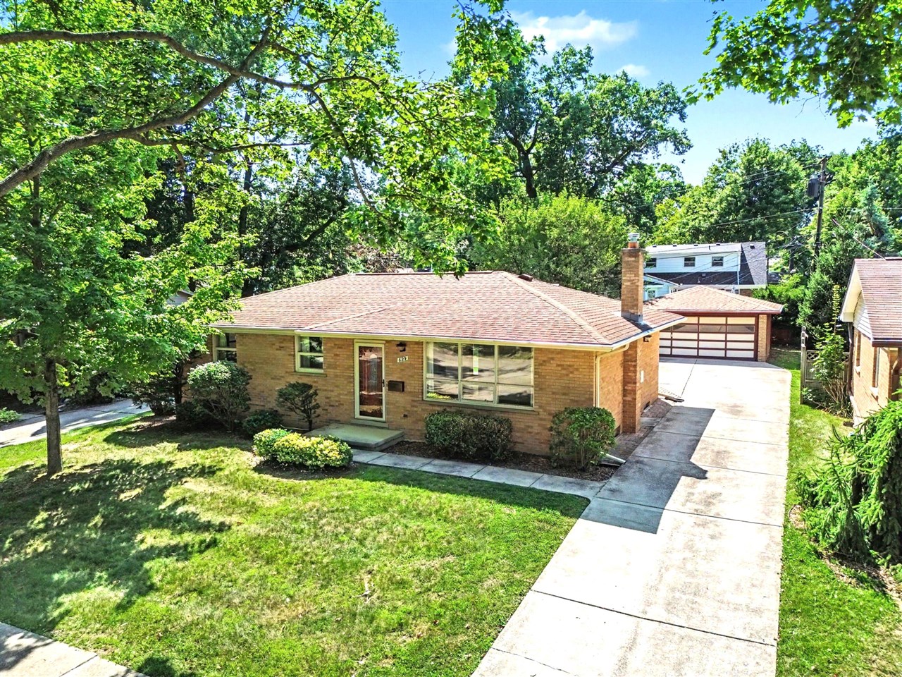 1st image of 629 Duane Ct, Ann Arbor, MI 48103 | MLS# 70550888