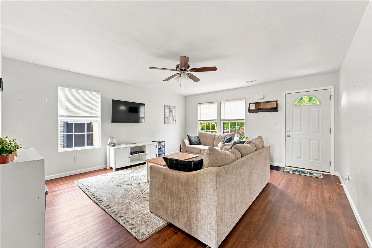 4th image of 1409 Odell Farm Ln, Vicksburg, MI 49097 | MLS# 70550898