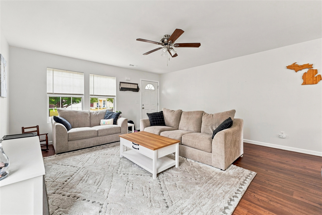 5th image of 1409 Odell Farm Ln, Vicksburg, MI 49097 | MLS# 70550898