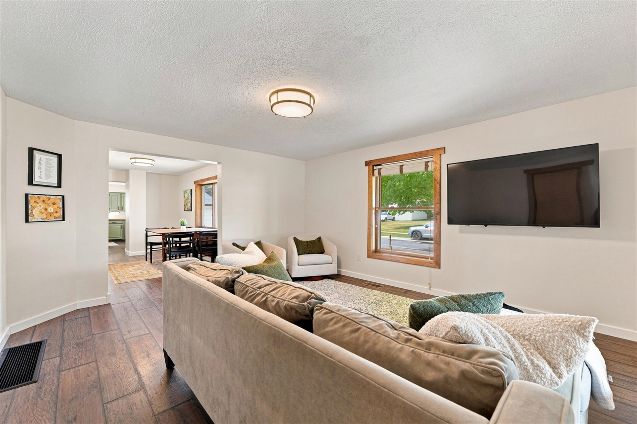 1st image of 208 E Broadway St, Woodland, MI 48897 | MLS# 70550909