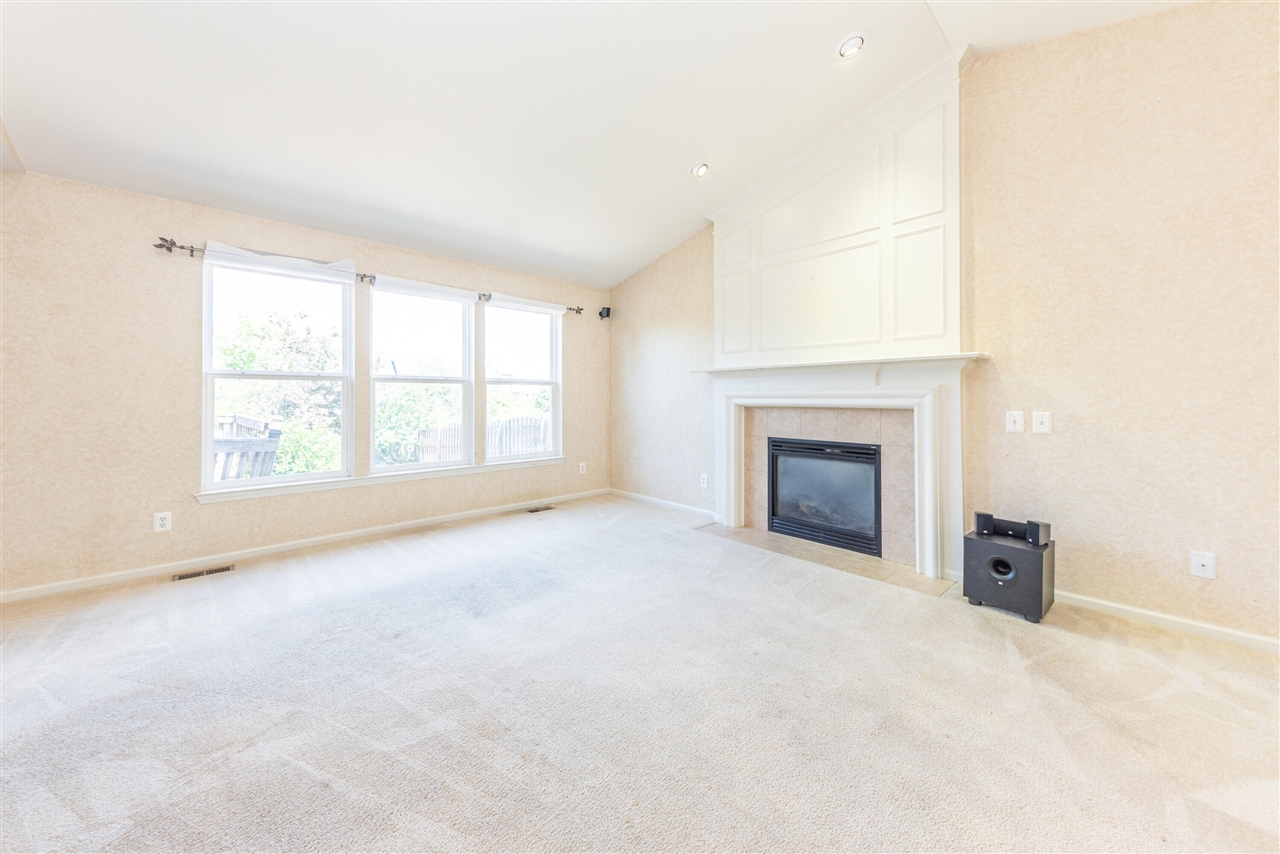 5th image of 7575 Warwick Dr, Ypsilanti, MI 48197 | MLS# 70550924