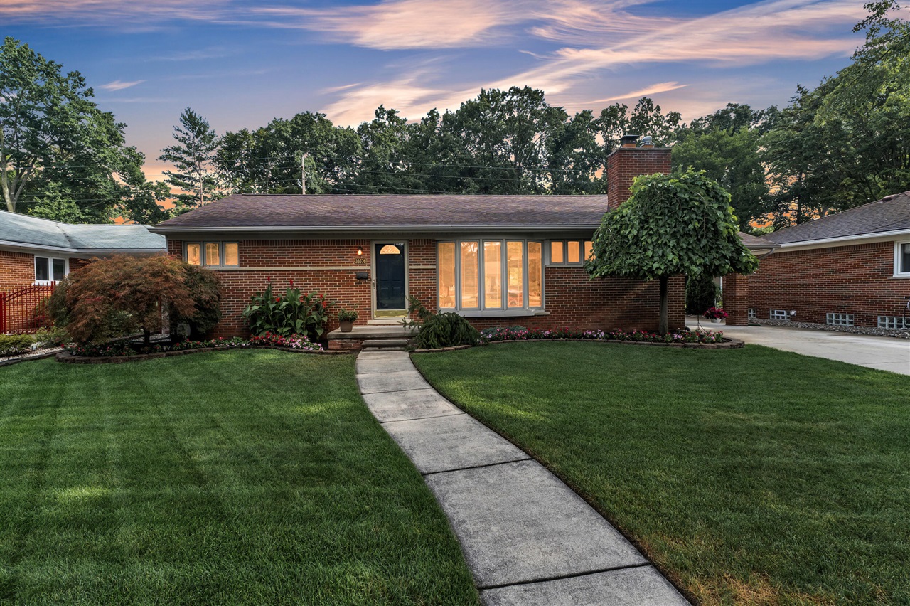1st image of 33576 Cindy St, Livonia, MI 48150 | MLS# 70550930
