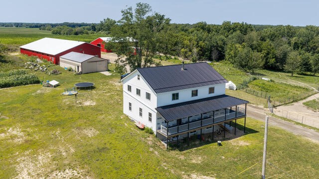 2nd image of 40700 63rd St, Bangor, MI 49013 | MLS# 70550940