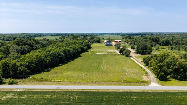 4th image of 40700 63Rd St, Bangor, MI 49013 | MLS# 70550940