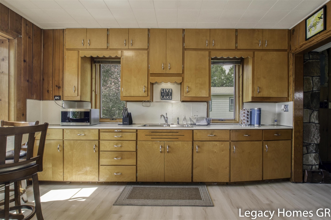 3rd image of 762 Parkwood Dr, Six Lakes, MI 48886 | MLS# 70550987