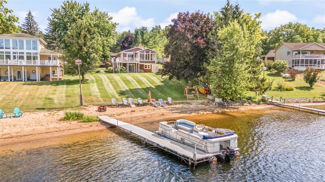 1st image of 2503 N Mundy Ave, White Cloud, MI 49349 | MLS# 70550994