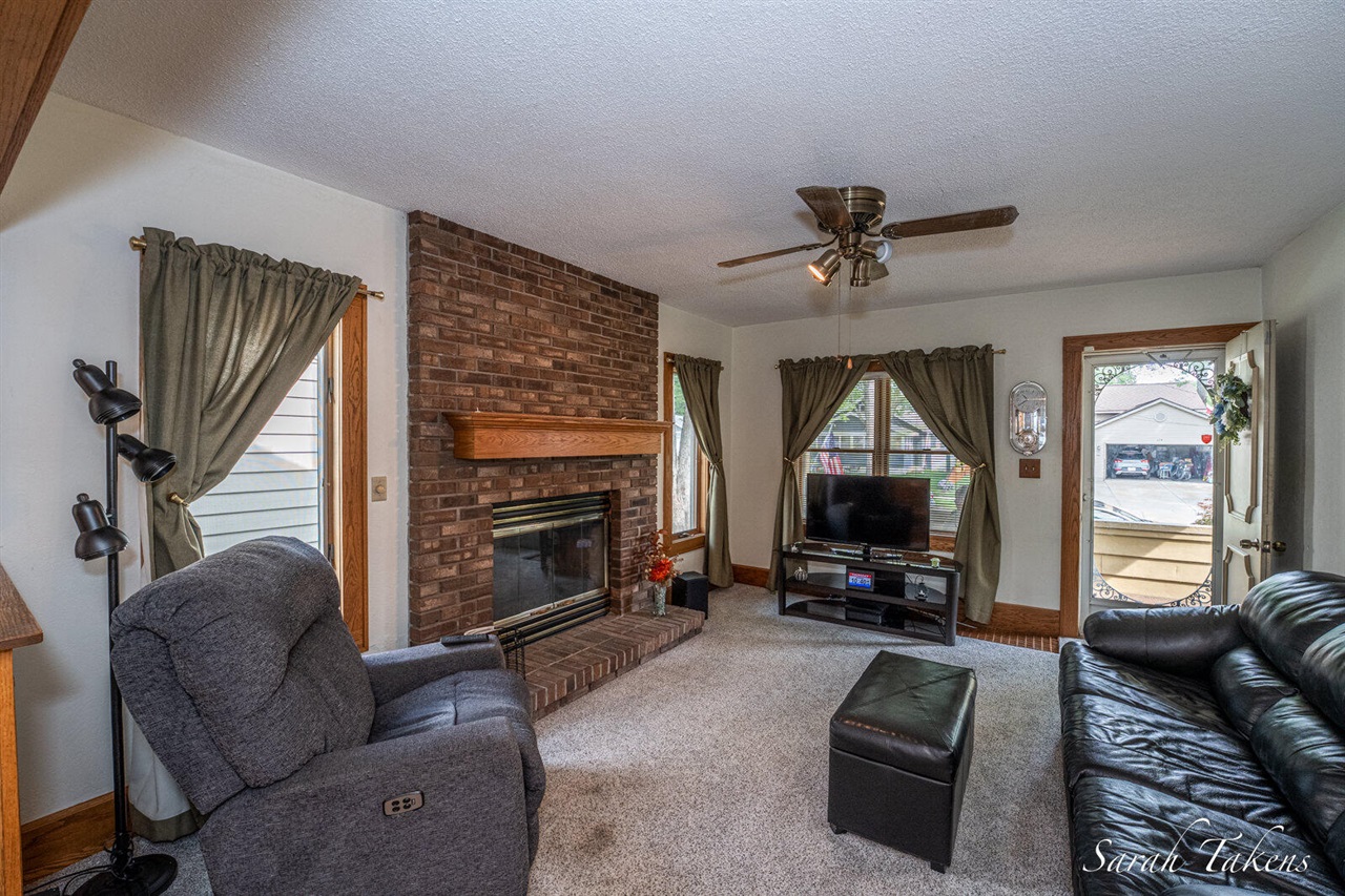 4th image of 116 35Th St, Grand Rapids, MI 49548 | MLS# 70551007