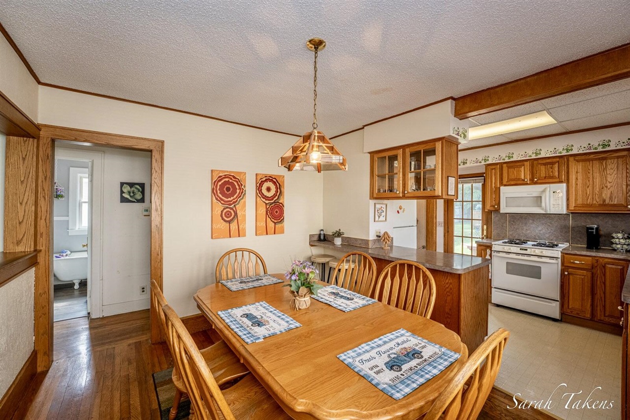 5th image of 116 35Th St, Grand Rapids, MI 49548 | MLS# 70551007