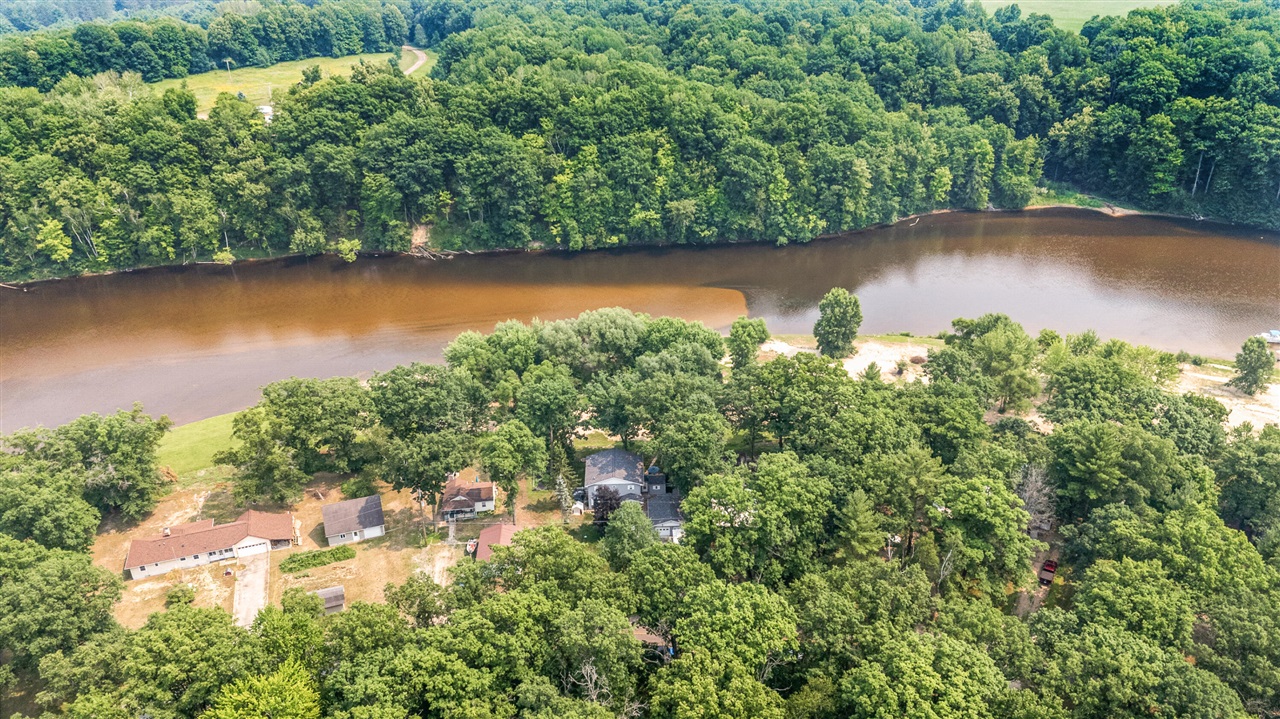 image of 11980 183rd Ave, Big Rapids, MI 49307 | MLS# 70551008