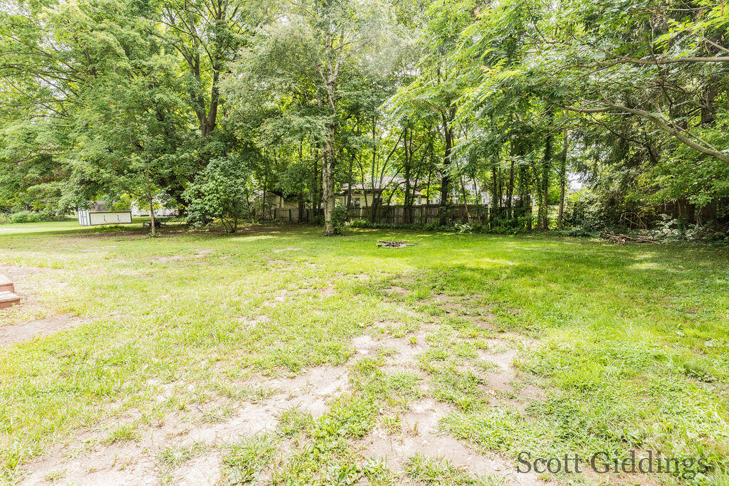 image of 318 E Bellevue St, Stanton, MI 48888 | MLS# 70551017