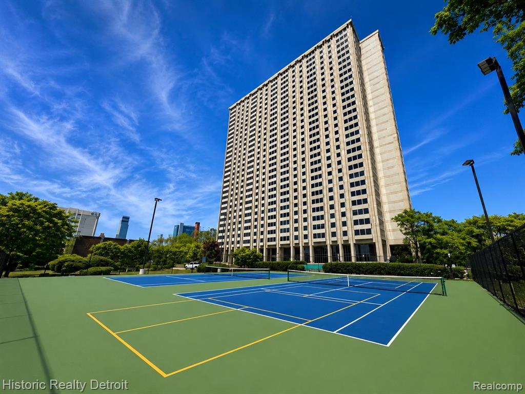 1st image of 1300 E Lafayette St #305, Detroit, MI 48207 | MLS# 70551051