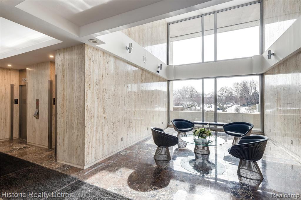 4th image of 1300 E Lafayette St #305, Detroit, MI 48207 | MLS# 70551051