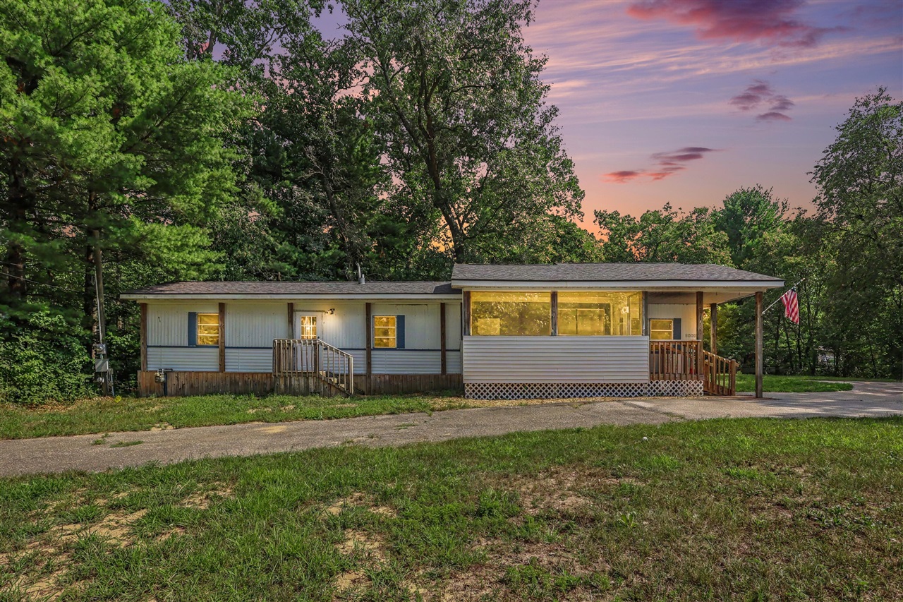 2nd image of 8000 Holton Rd, Holton, MI 49425 | MLS# 70551078