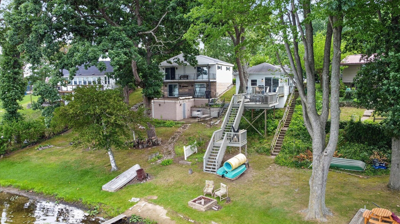 4th image of 52784 Twin Lakeview Dr, Dowagiac, MI 49047 | MLS# 70551080