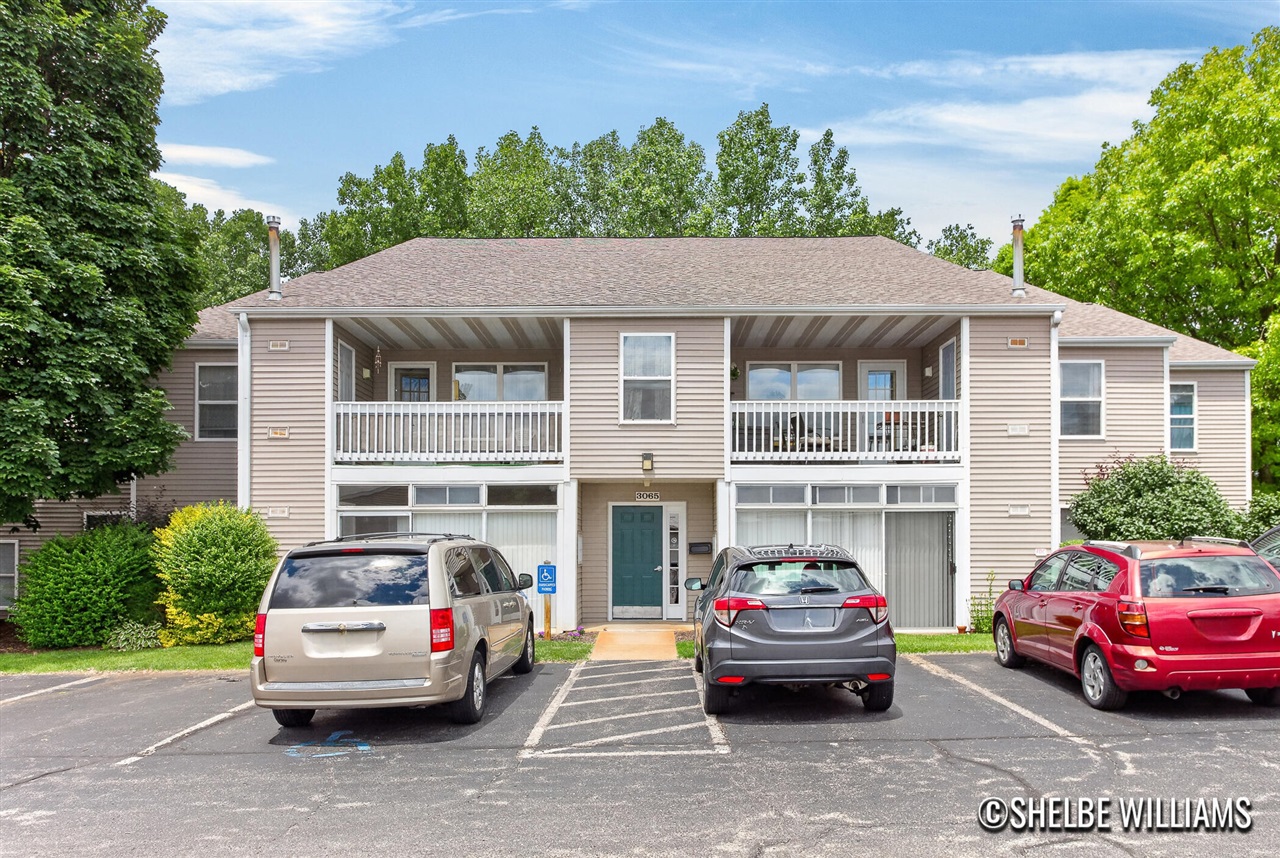 1st image of 3065 Poplar Creek Dr #104, Grand Rapids, MI 49512 | MLS# 70551097