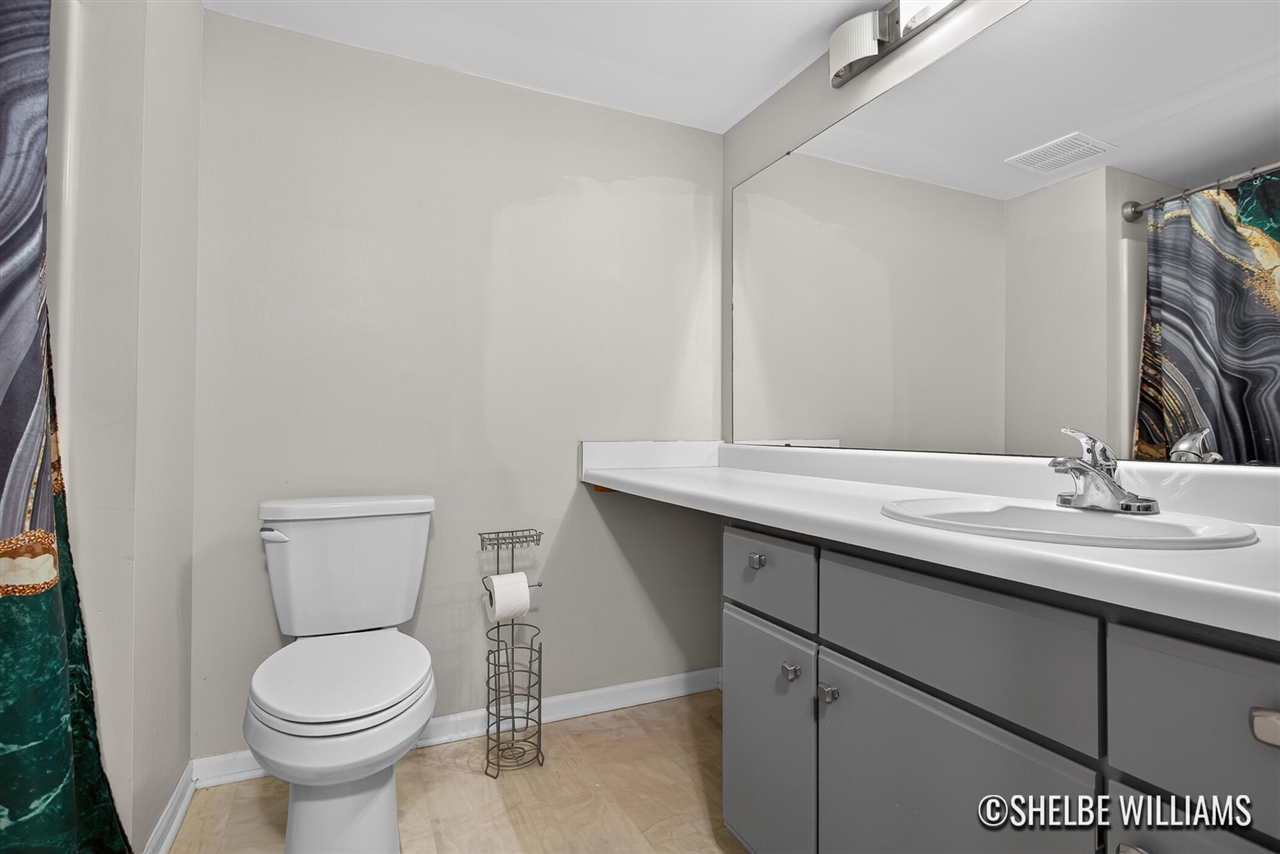 14th image of 3065 Poplar Creek Dr #104, Grand Rapids, MI 49512 | MLS# 70551097