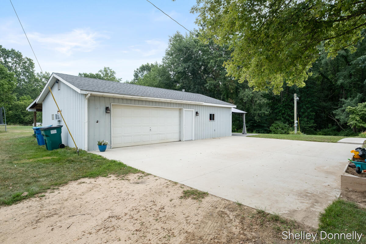 4th image of 3520 139Th Ave, Dorr, MI 49323 | MLS# 70551123