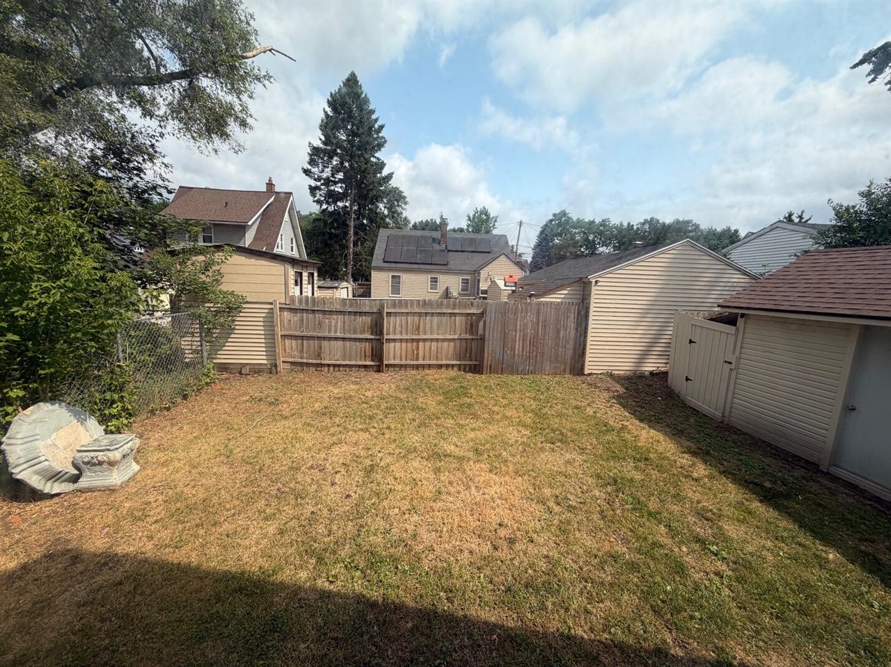 2nd image of 43 Southview St, Grand Rapids, MI 49507 | MLS# 70551138