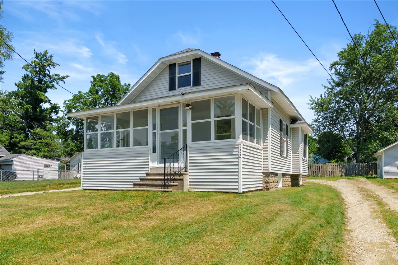 Photo 1 of Single family home for sale at 132 Gilkison Ave, Kalamazoo, MI 49006 | MLS# 70551153 | Listing updated on 2026-10-05