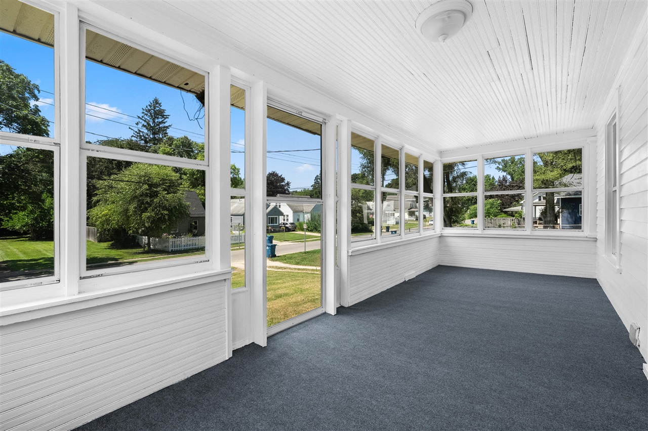 Photo 3 of Single family home for sale at 132 Gilkison Ave, Kalamazoo, MI 49006 | MLS# 70551153 | Listing updated on 2026-10-05