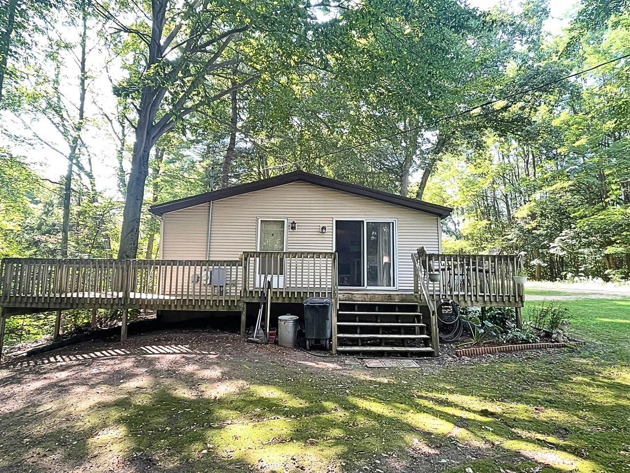 Photo 2 of Single family home for sale at 5881 E Meinert Rd, Holton, MI 49425 | MLS# 70551159 | Listing updated on 2026-09-30