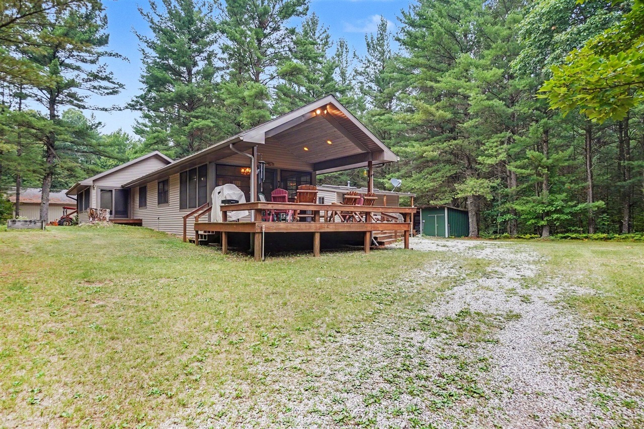 4th image of 6898 E 5 Mile Rd, Luther, MI 49656 | MLS# 70551184