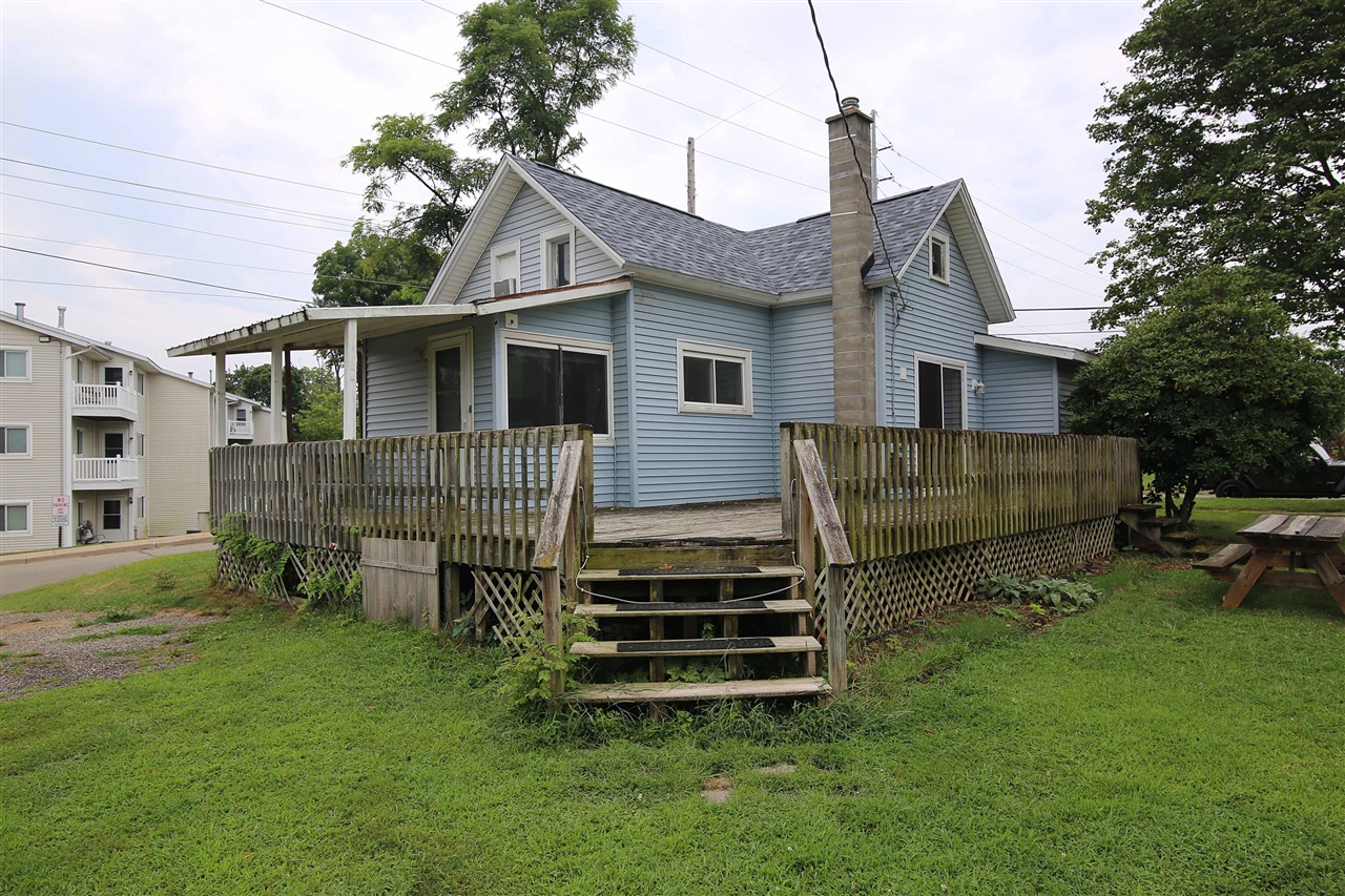 1st image of 406 Spring St, Three Rivers, MI 49093 | MLS# 70551203