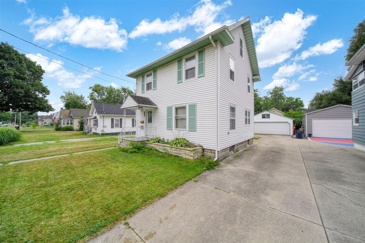 3rd image of 757 Glenwood Ave, Jackson, MI 49203 | MLS# 70551212