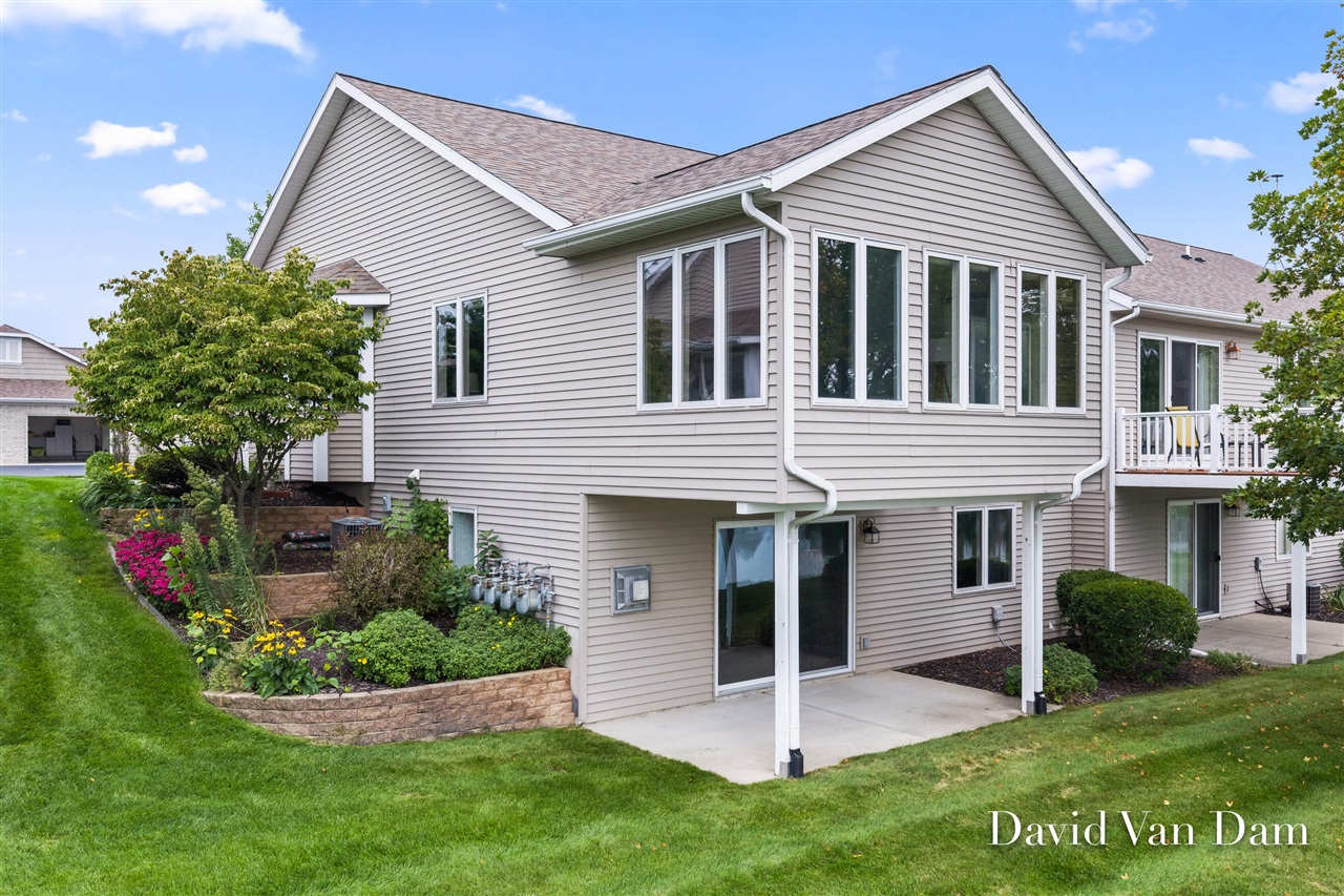 4th image of 1706 Lisa Dr, Byron Center, MI 49315 | MLS# 70551216
