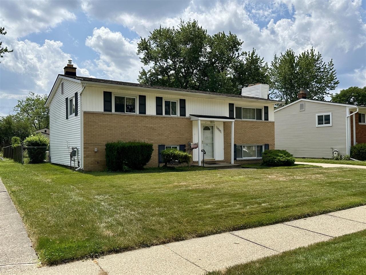 1st image of 2244 Serra Dr, Sterling Heights, MI 48310 | MLS# 70551217