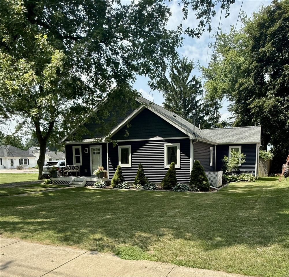 2nd image of 322 S Main St, Concord, MI 49237 | MLS# 70551221