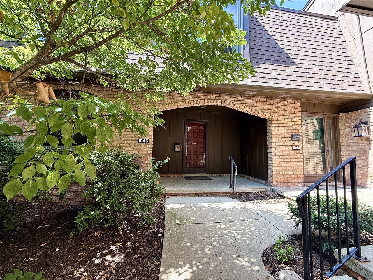 1st image of 1046 Greenhills Dr, Ann Arbor, MI 48105 | MLS# 70551241