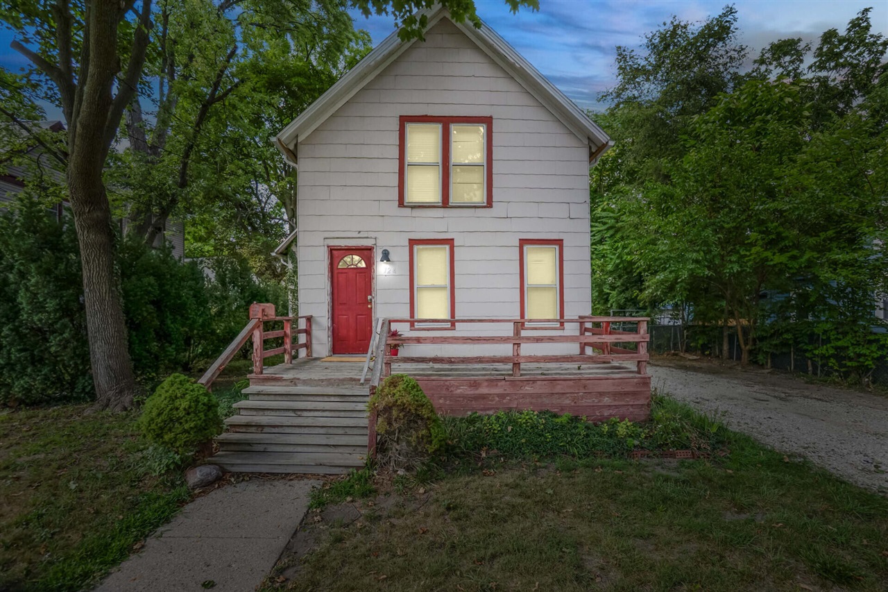 1st image of 124 Felch St, Ann Arbor, MI 48103 | MLS# 70551245