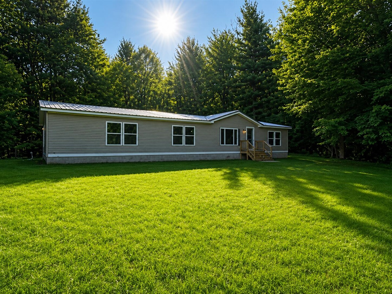 1st image of 6242 E 88th St, Newaygo, MI 49337 | MLS# 70551260