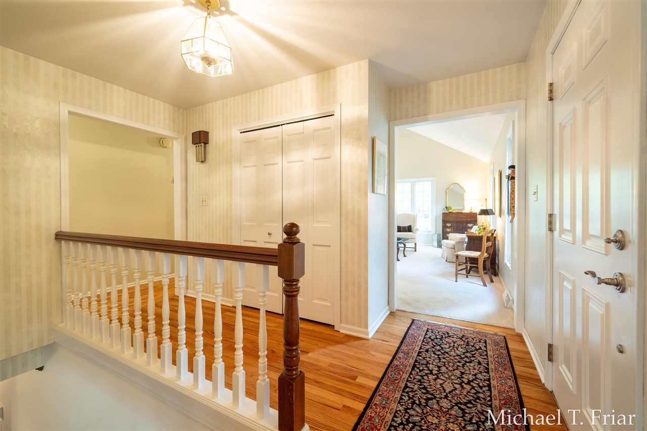 Photo 4 of Single family home for sale at 6479 Ridgemont Dr, Grand Rapids, MI 49546 | MLS# 70551264 | Listing updated on 2026-08-10