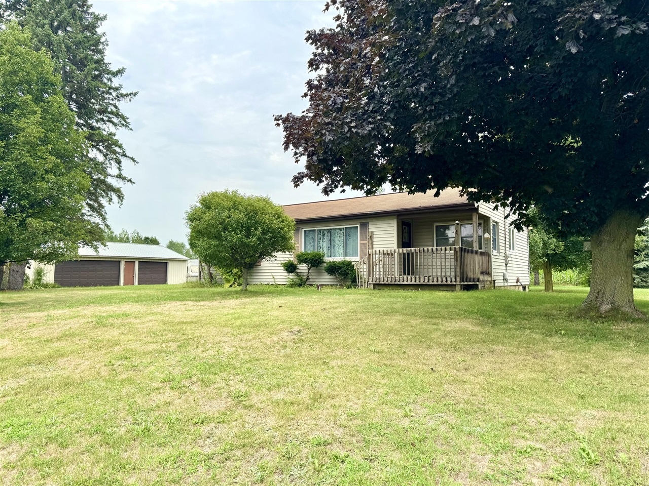 Photo 1 of Sale Pending at 6352 Gavin Lake Ave, Rockford, MI 49341 | MLS# 70551266 | Listing updated on 2026-09-14