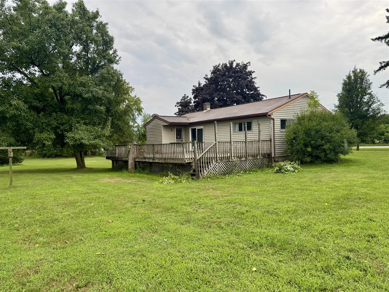 Photo 3 of Sale Pending at 6352 Gavin Lake Ave, Rockford, MI 49341 | MLS# 70551266 | Listing updated on 2026-09-14