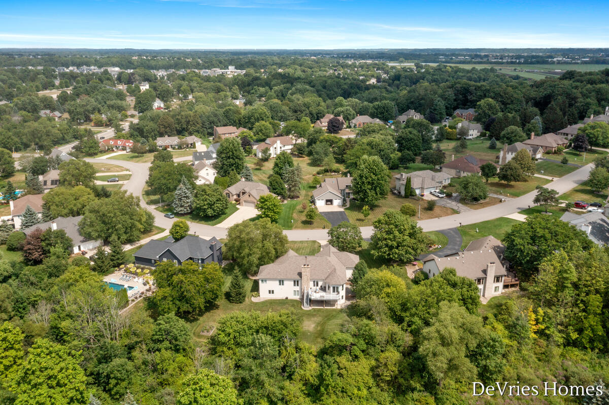 43rd image of 6311 Summerhill Dr, Hudsonville, MI 49426 | MLS# 70551269
