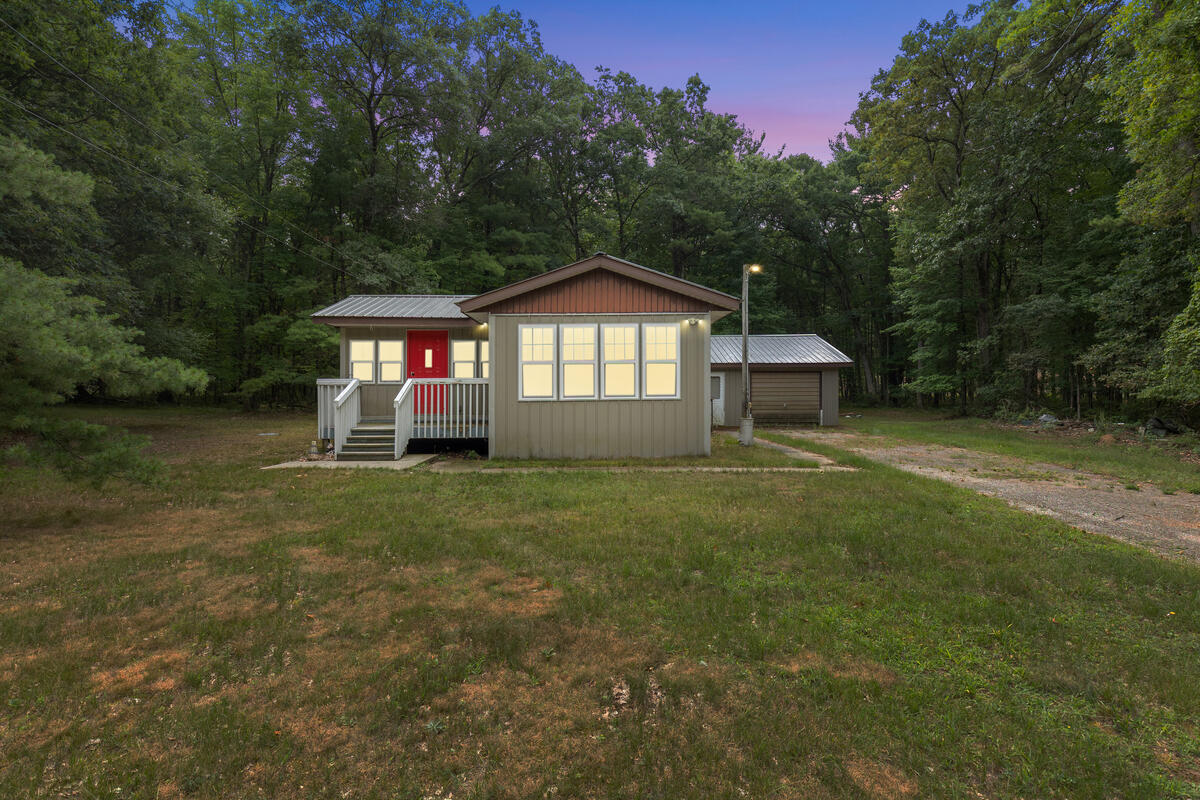 21st image of 6860 S Croton Hardy Dr, Newaygo, MI 49337 | MLS# 70551290