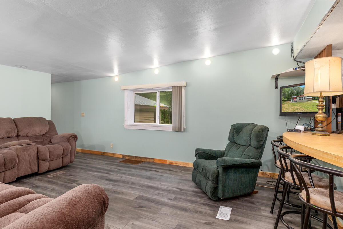 5th image of 6860 S Croton Hardy Dr, Newaygo, MI 49337 | MLS# 70551290