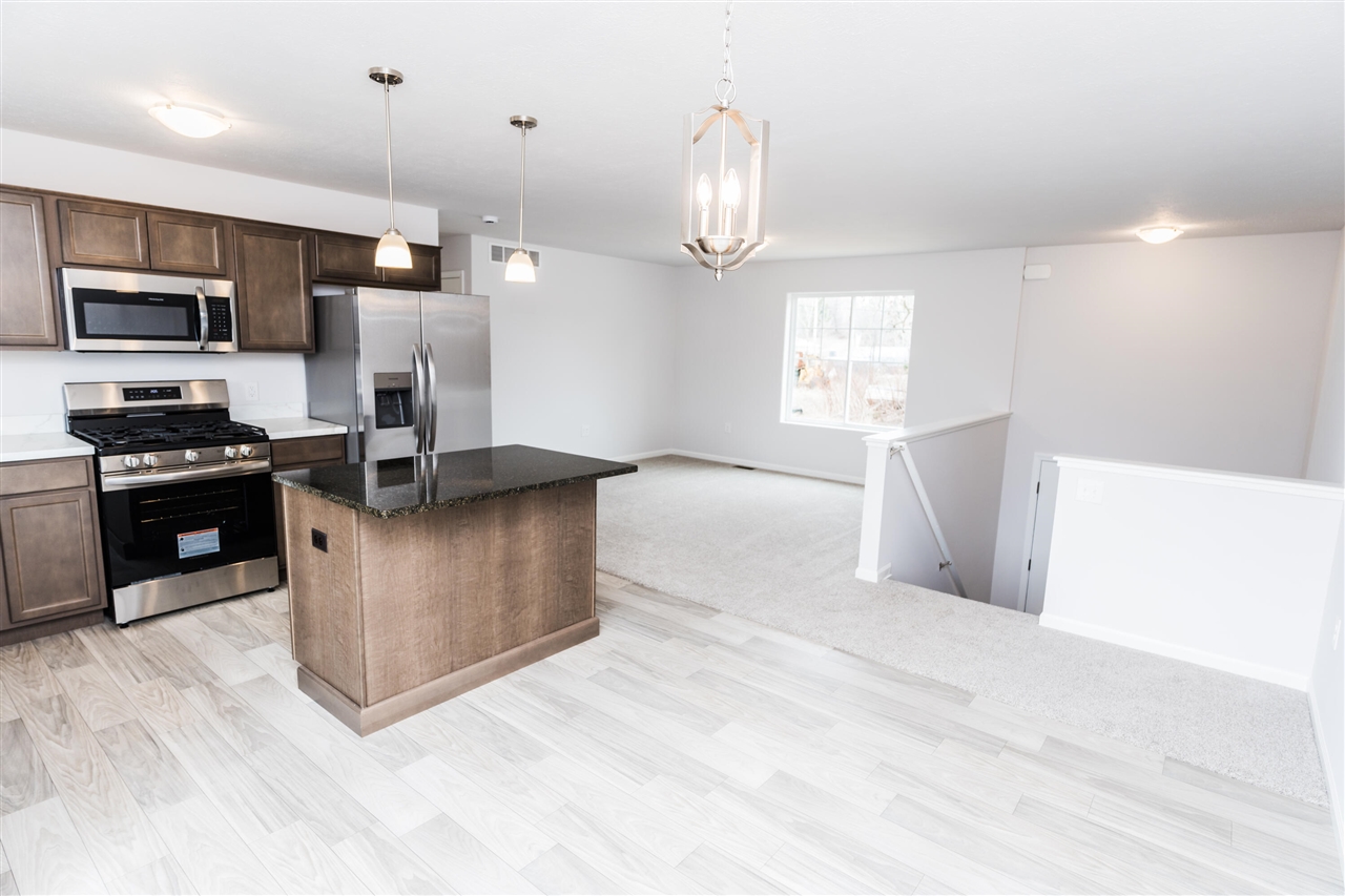 4th image of 165 Gooding St, Belding, MI 48809 | MLS# 70551308