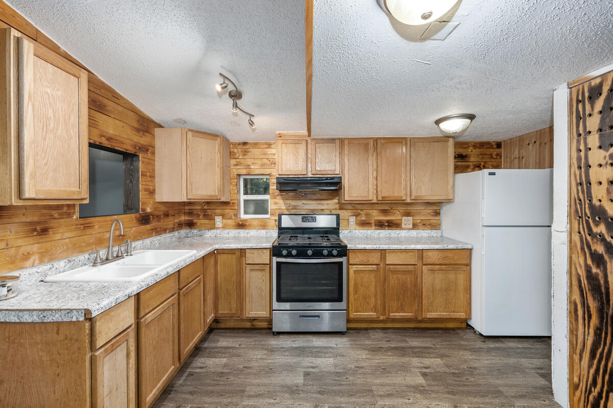 5th image of 11825 Federal Rd, Morley, MI 49336 | MLS# 70551312